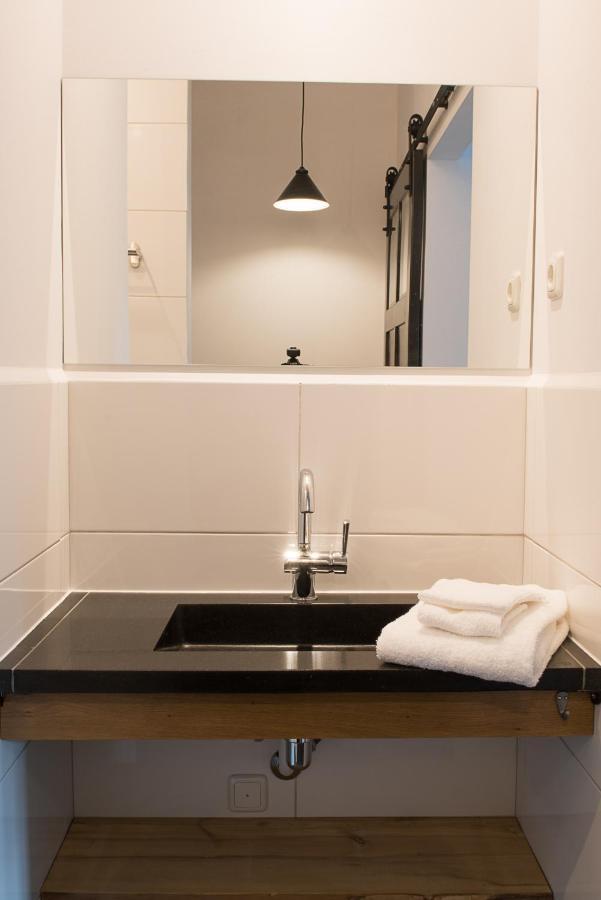 Aan De Molenberg Bed & Breakfast Broekhuizen  ภายนอก รูปภาพ